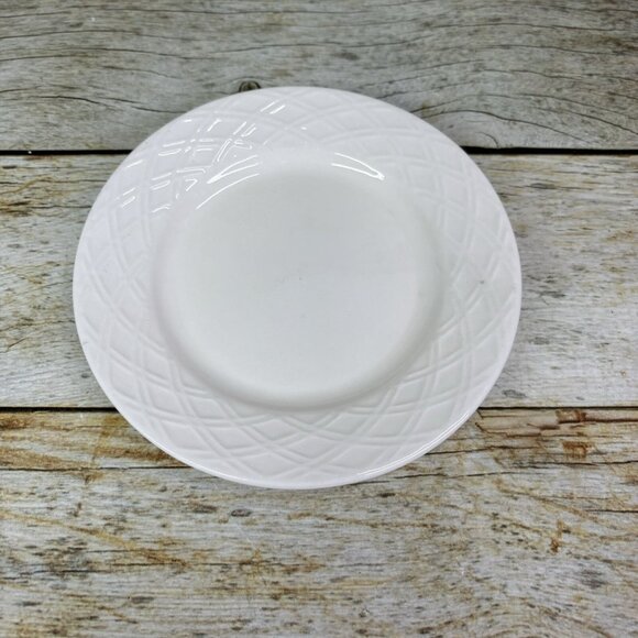 Gibson LEXINGTON White Elements  Embossed Rim Round Ceramic Bread Plates Set 4 - Picture 8 of 16